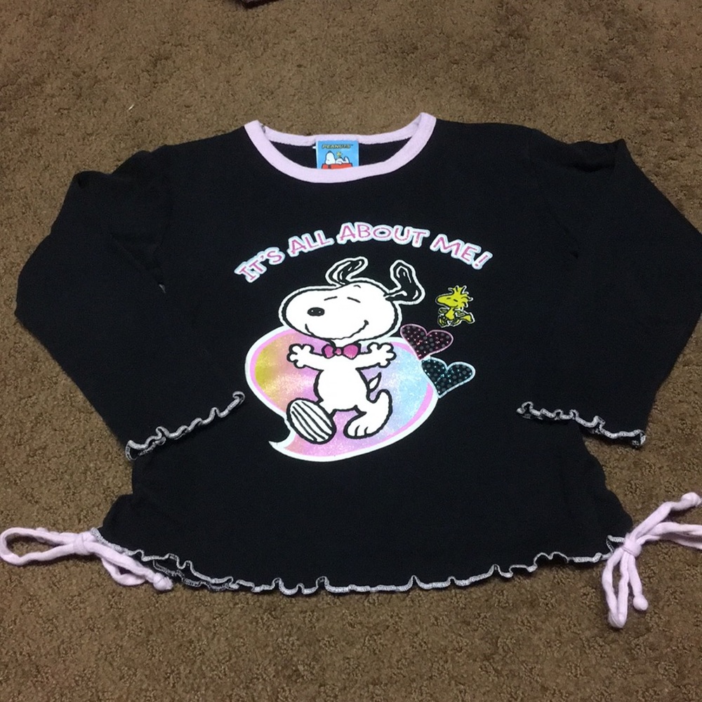 Snoopy top size 5-6 girlsWoodstock hearts Peanuts EUC